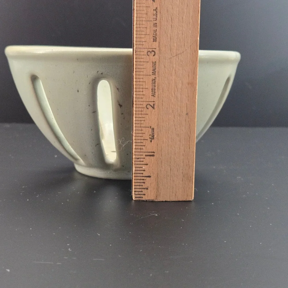 Anthropologie Ceramic‎ Berry Colander Bowl Light Green Slotted Strainer Dish