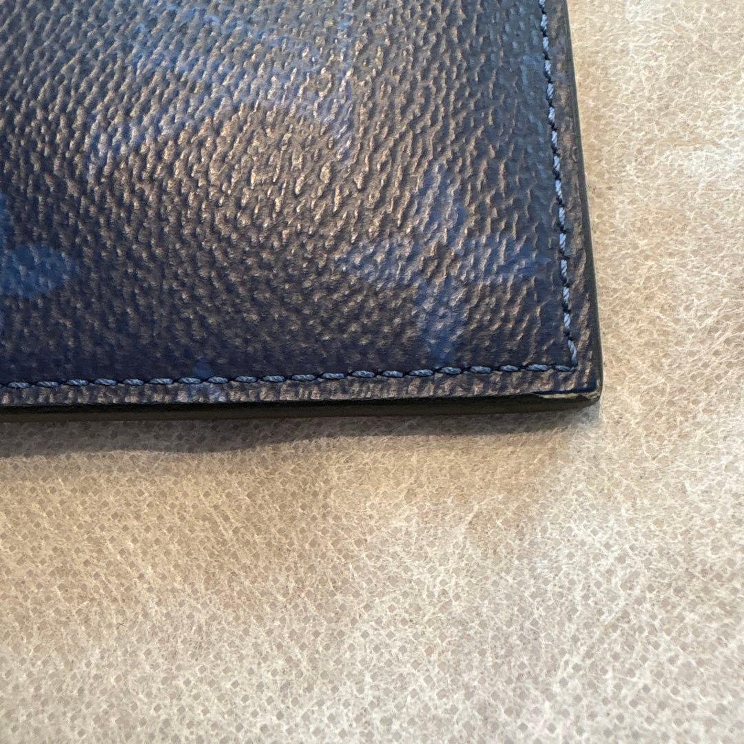 LOUIS VUITTON <div class=gnlqyh